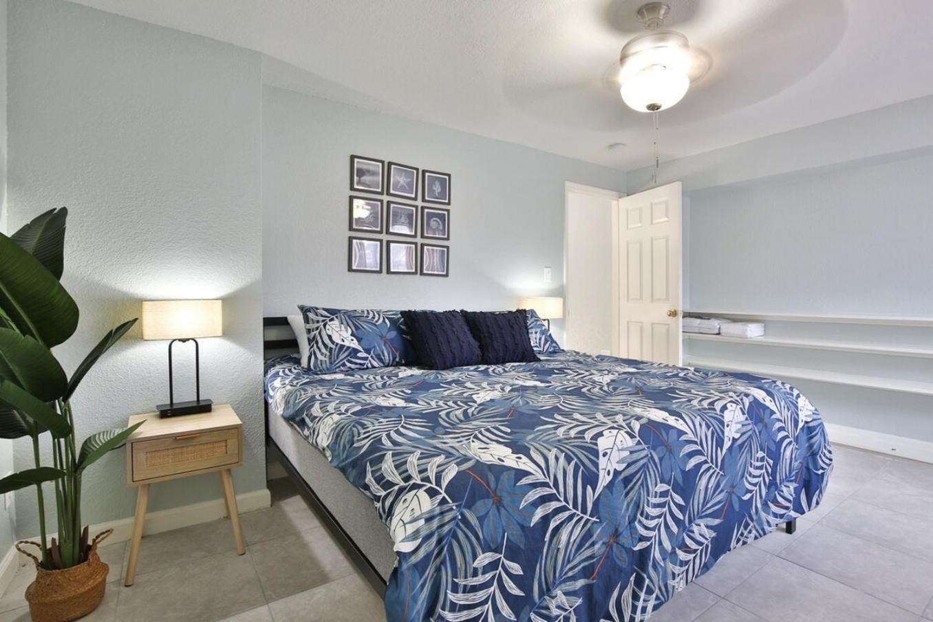 Coastal Villa W Amazing Courtyard - Splash Pad! Sarasota Ngoại thất bức ảnh